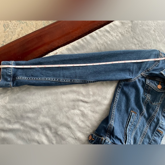 Medium wash jean jacket from loft like new - Picture 5 of 11
